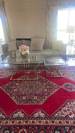 Only $25 OBO! Coffee Table and side table set