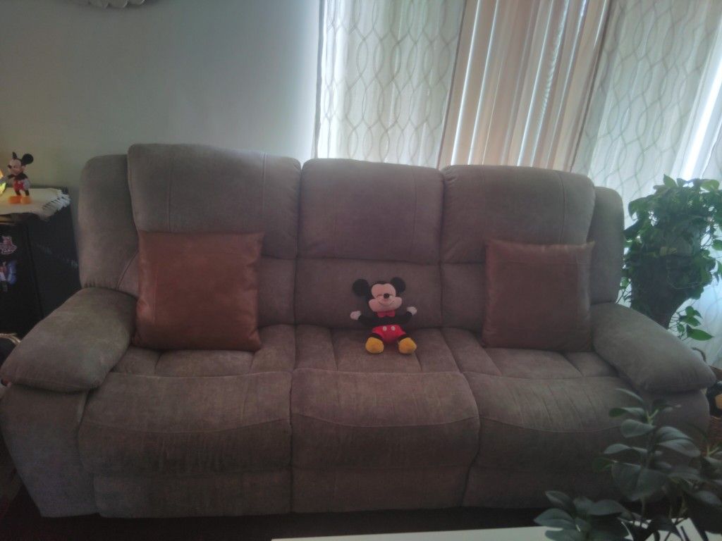 Recliner Sofa