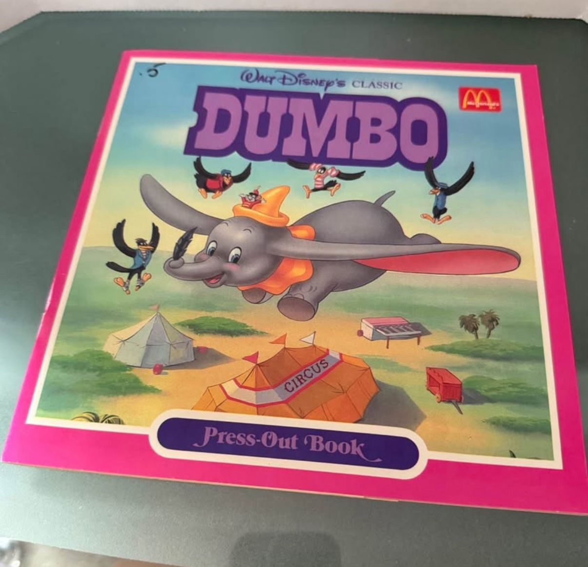 McDonald’s Walt Disney’s Classic Dumbo The Elephant Press Out Book Vtg 1987