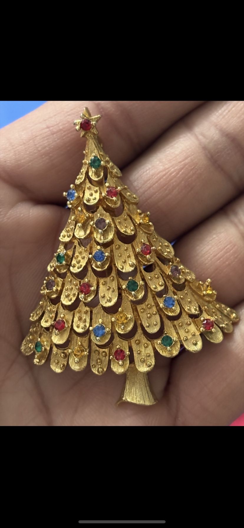 Vintage Christmas Tree Gold Tone Brooch