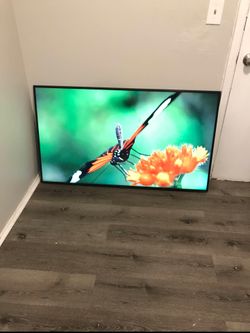 -Read Info- 50 In. Insignia 4k Smart 🔥 TV W/Remote