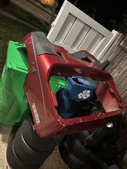 Ezgo Rxv body n roof free good