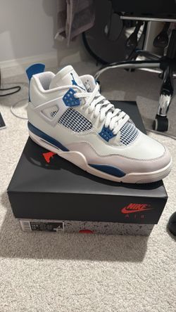 Size 12.5M/14W - JORDAN 4 RETRO - MILITARY BLUE