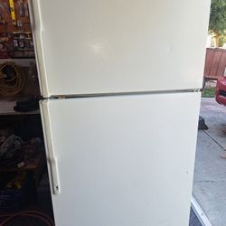 Ge Fridge 