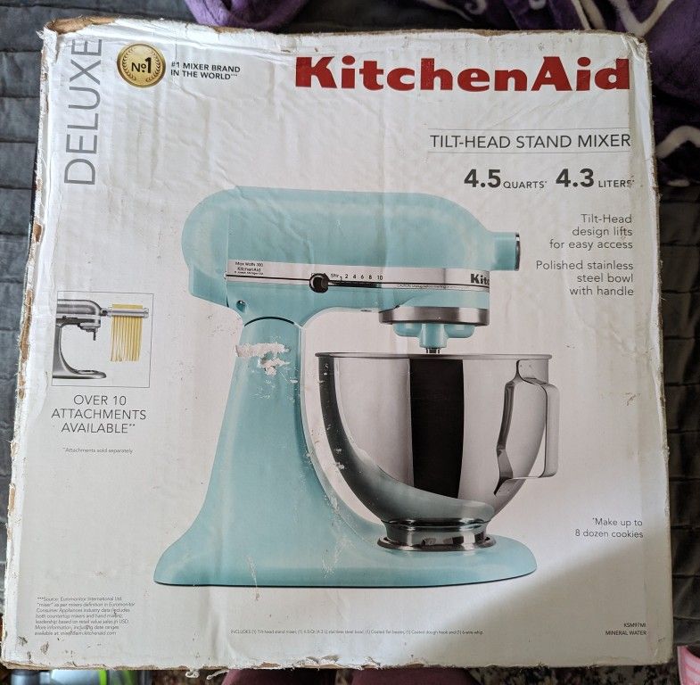 Deluxe Kitchen Aid Tilt Head Stand Up Mixer.