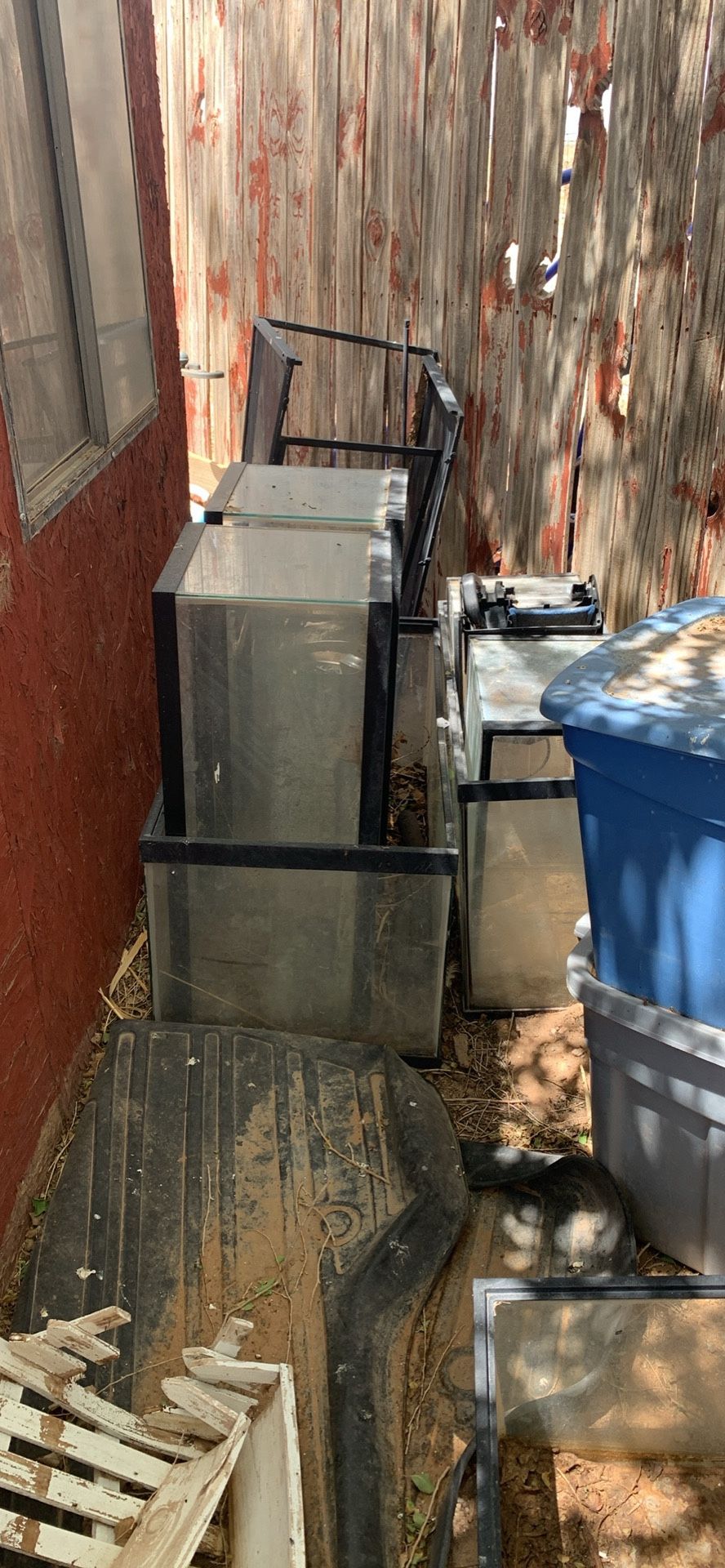 Fish tanks Reptile Tanks