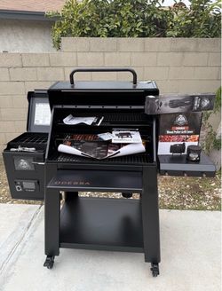 Pit Boss Pellet Smoker Odessa 1250 Square Inch