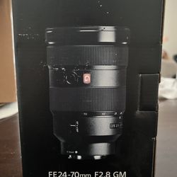 Sony 24-70mm gm lens perfect condition