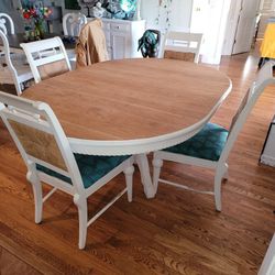 white table and chairs