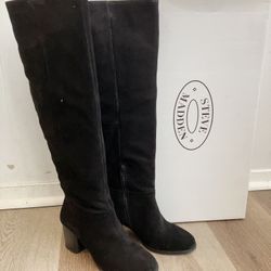 Steve Madden Women’s knee high black suede boots OSCA01S1