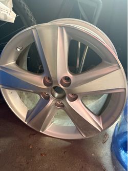 Toyota Camry wheel