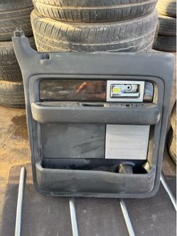 2014 ford f150 platinum rear door panels