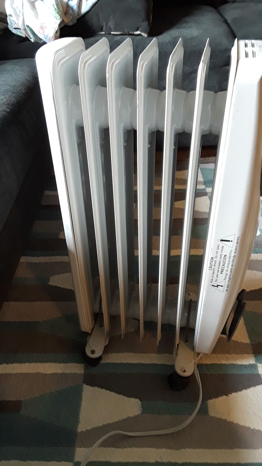 Pelonis Radiator heater semi nuevo serios compradores por favor