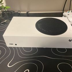 Xbox Series S - Used