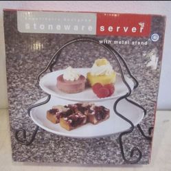 2 Tier Stoneware Server w 2 Plates & Ornate Metal Stand 8" & 6" Plates