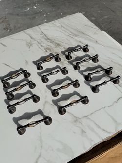 Cabinet handles