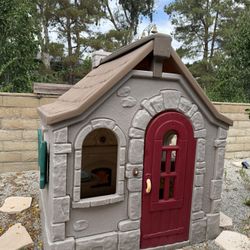Kids Play Storybook Cottage 