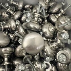 79 Cabinet Handles Steel