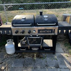 Pit Boss Dual Fuel BBQ Smoker 