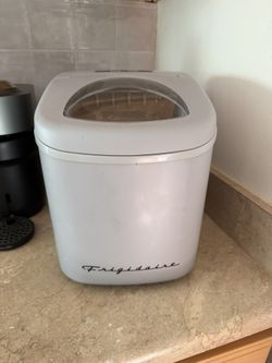Frigidaire Ice Maker