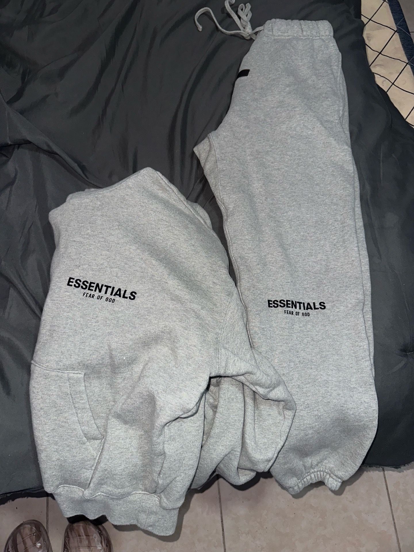 Essentials Fear Of God SweatSuit (XS)