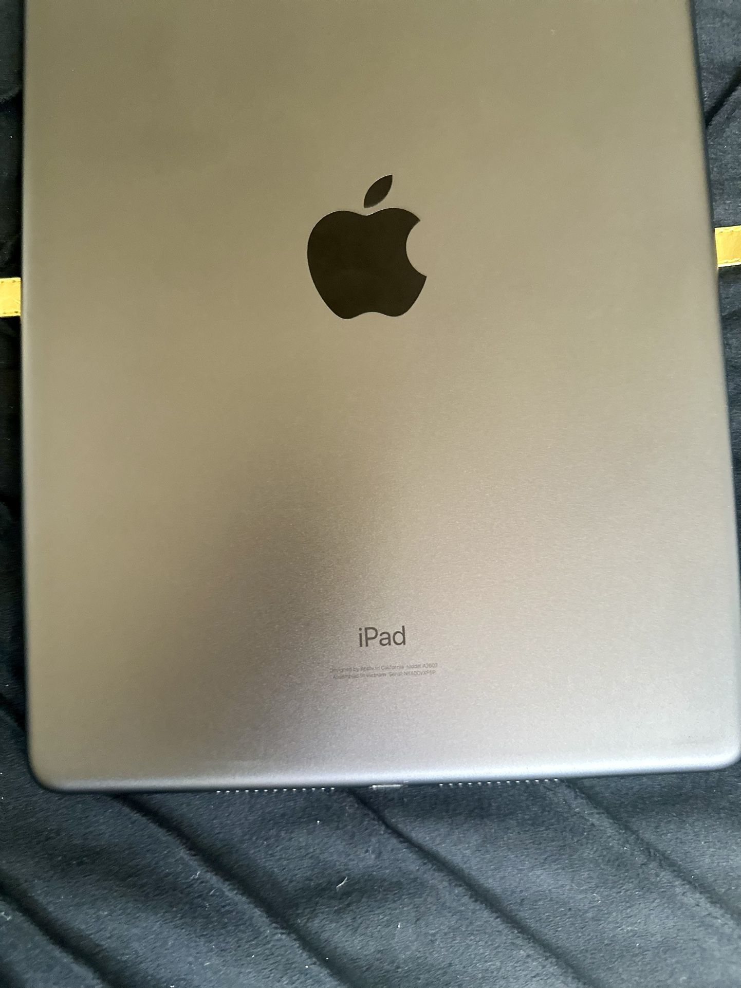 Apple I Pad Air 10 Like New Reset And Ready To Go