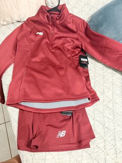 New balance sweater and shorts