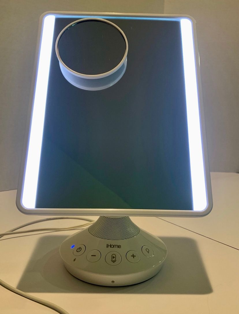 Liquidation: 20 Ihome Vanity Mirrors At $18 Each Total $360