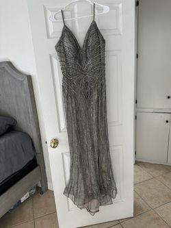BRAND NEW PROM DRESS