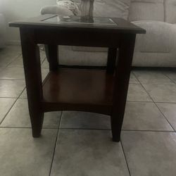 Table With Glass (Pick Up Location Inglewood)