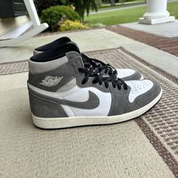 Jordan 1 Retro OG (Washed Black)