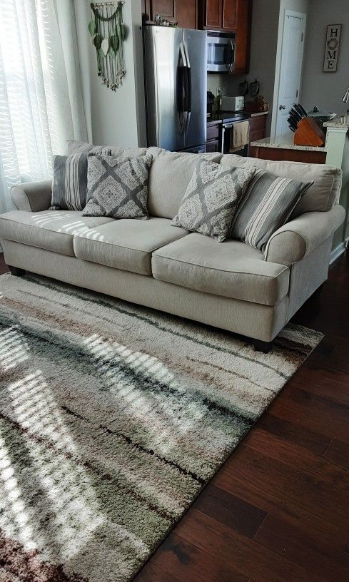 Couch With Matching Chair and 4 Decorative Pillows