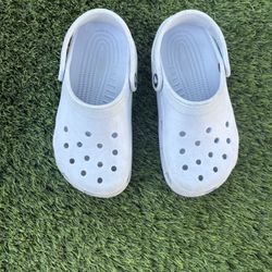  Crocs Classic Clogs size 1y