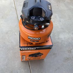 6 Gallons Ridged Compressor $85