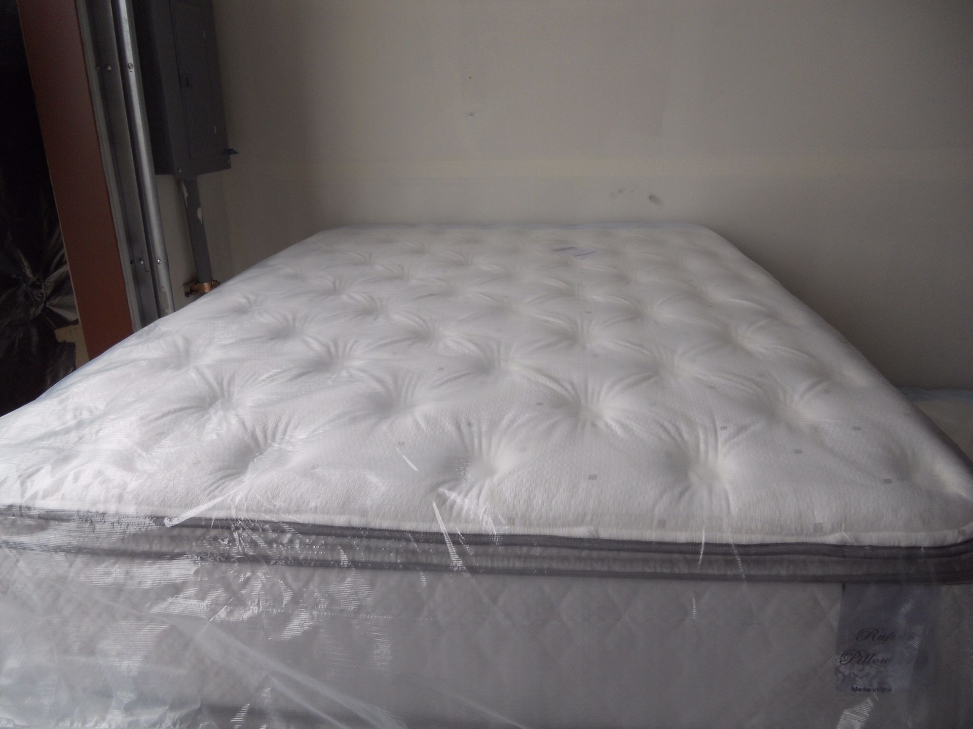 Luxury mattresses- 13 inch thick- pillow top or firm, your choice