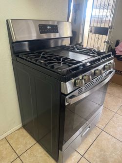 Gas stove
