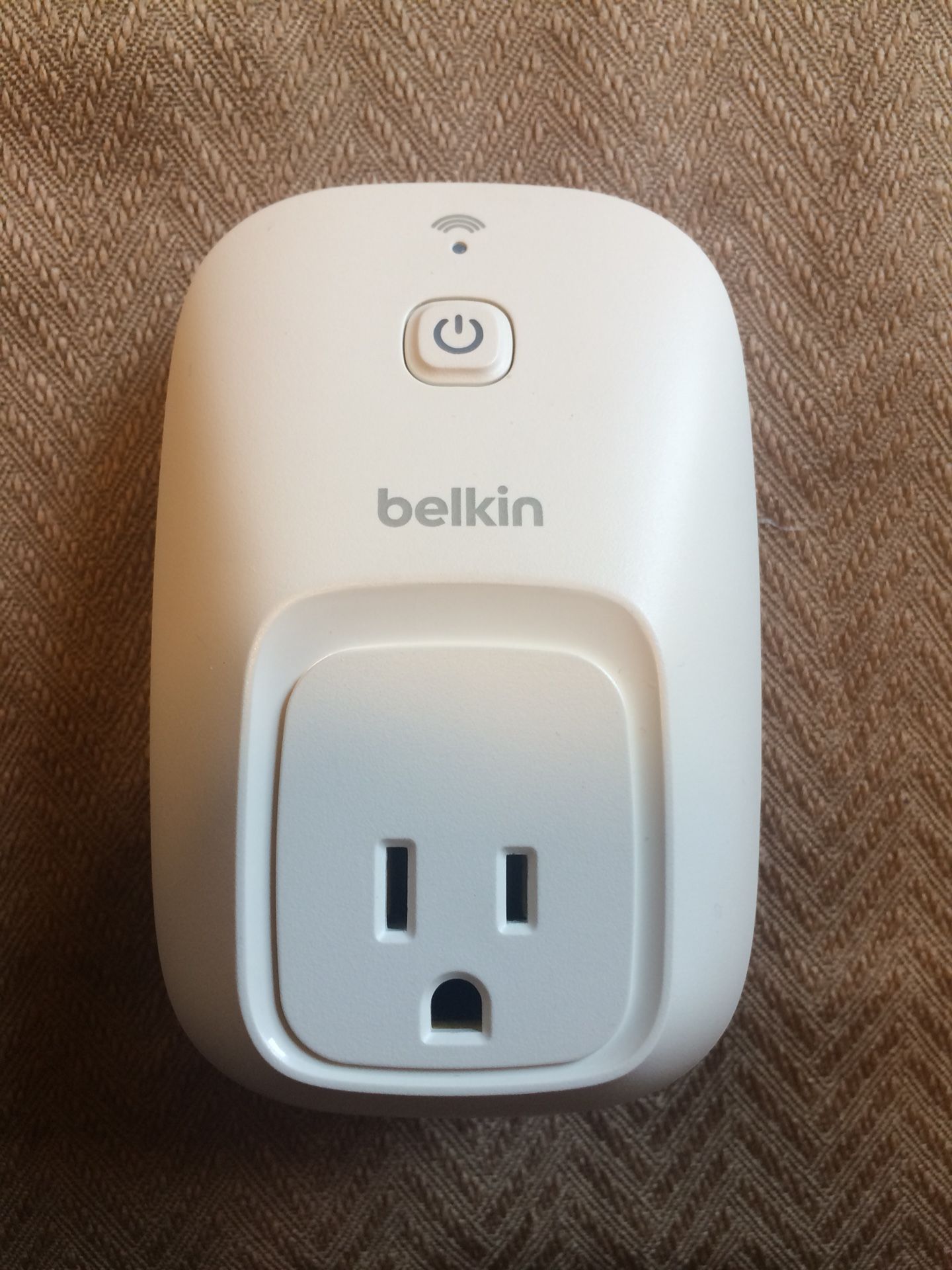 Belkin Wemo ‘WiFi’ switch w/o box
