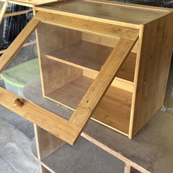 Wood small cabinet