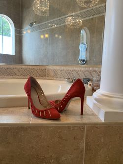 Shoes size 8