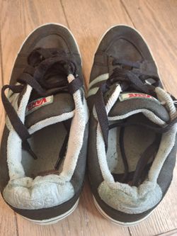 Vans Dunbar rare Vintage skate shoe in a Size 8.5 For Women and a 7 For Boys