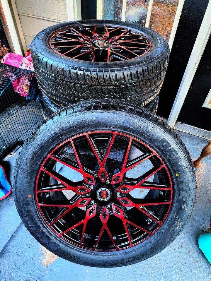 Size.  275/45R20.   5 Birlos Universal 