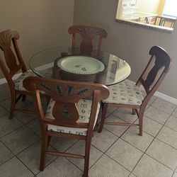 Vintage Dining Table With 4 Chairs 