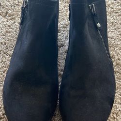 Size 10 Black Boots