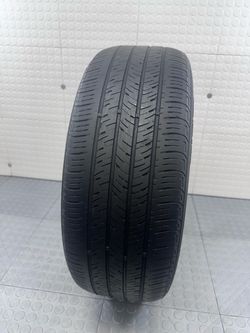 One used tire kumho 205/55/16 # 1496