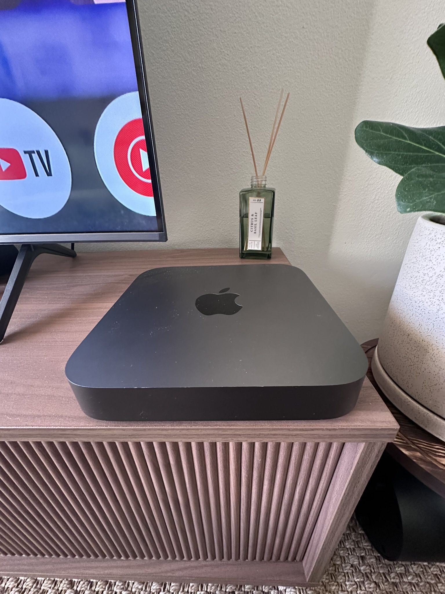 Mac Mini, Magic Key Board And Magic Mouse