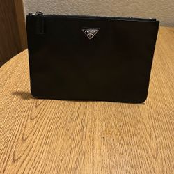 Wristlet 