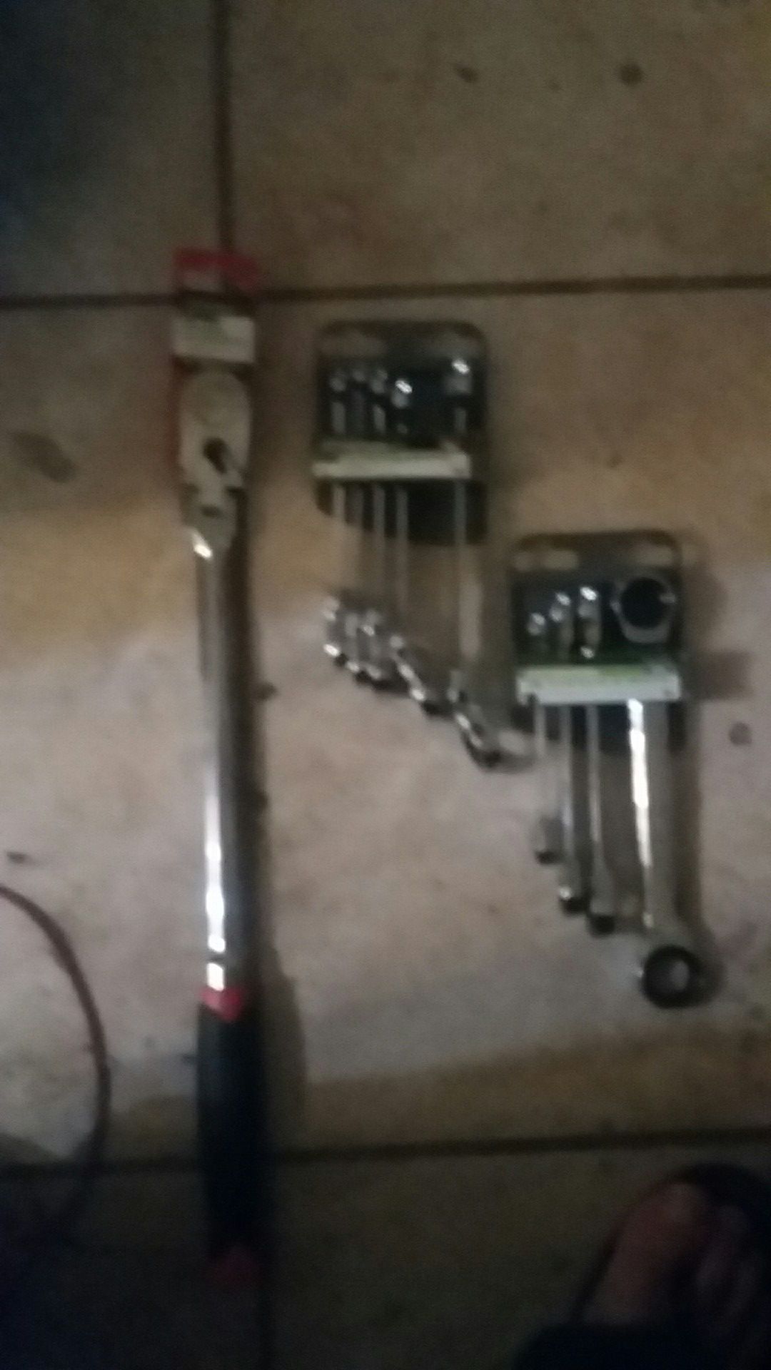 3 brand new tools (1/2 Dr long handle flex head ratchet, SAE 5 piece flex head wrenches, MM 4 piece box end wrenches )