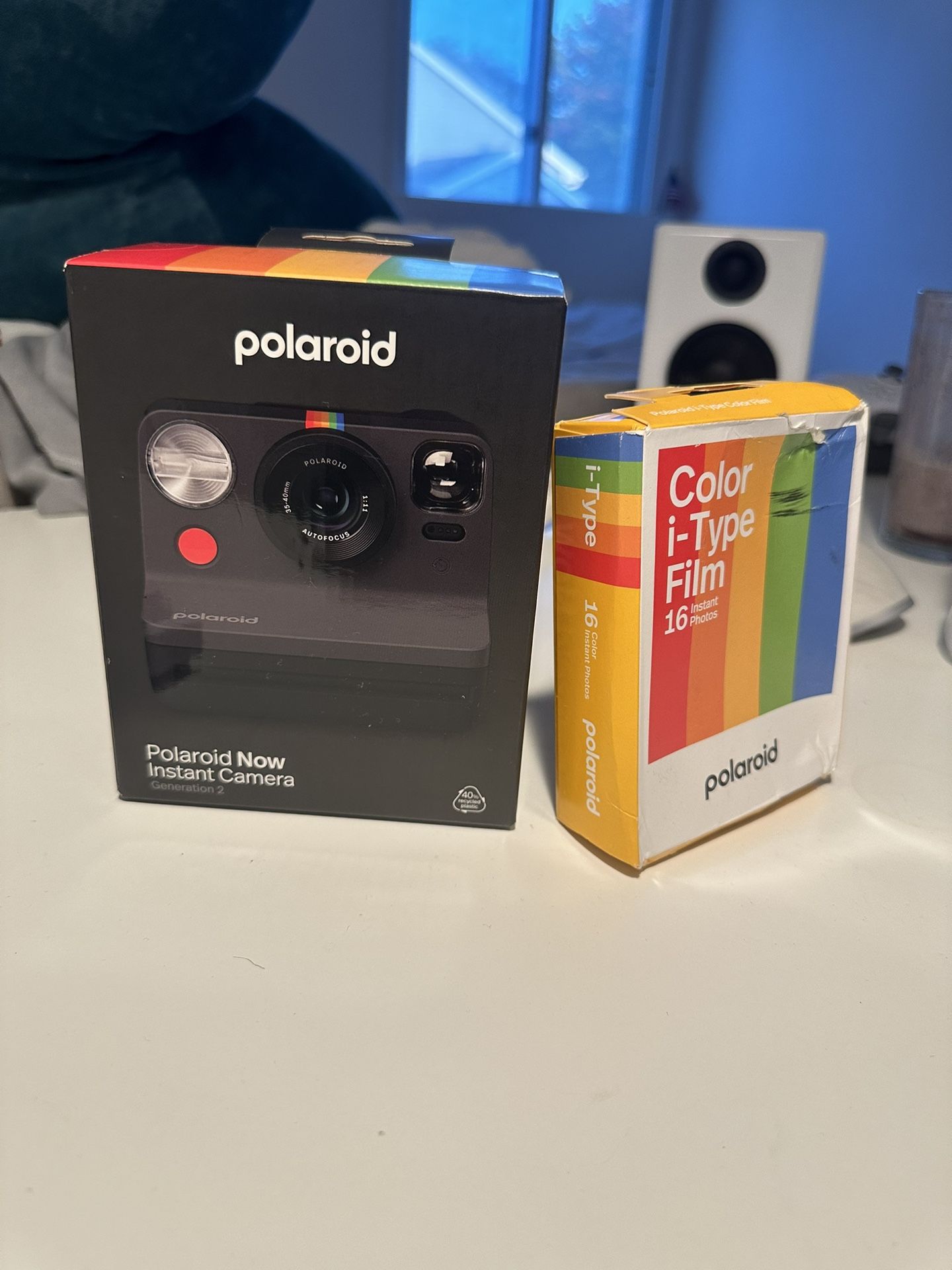 Polaroid Now Instant Camera Gen 2 With 16 Films