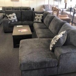 U SHAPED SECTIONAL COUCH By ASHLEY 