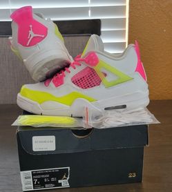 Nike Air Jordan 4 Retro SE